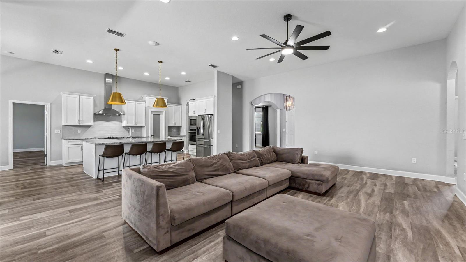283 COVE AT EAGLE LAKE CIR, EAGLE LAKE, FL — photo 6
