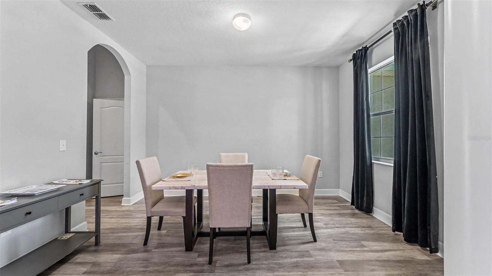 283 COVE AT EAGLE LAKE CIR, EAGLE LAKE, FL — photo 17