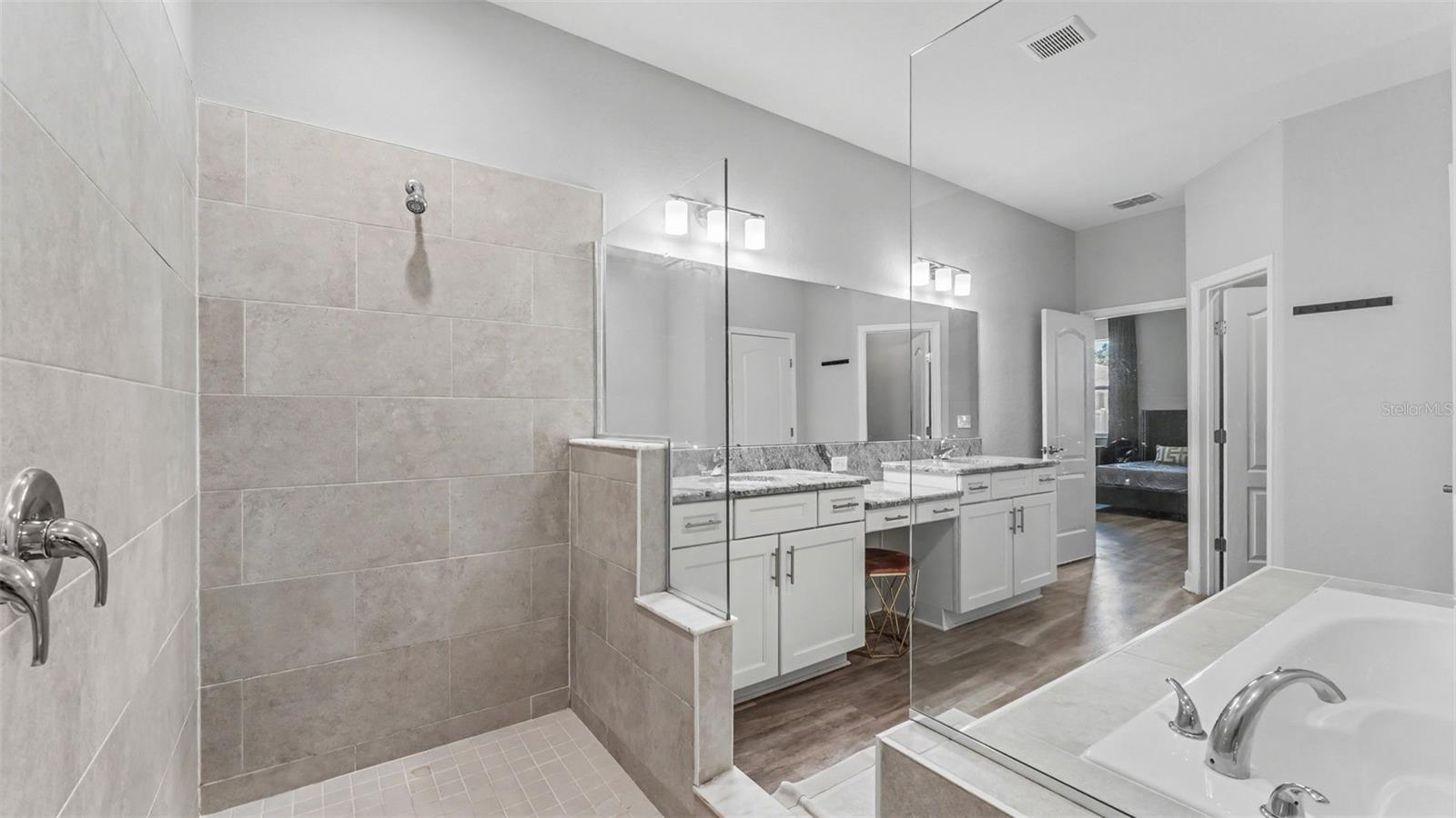 283 COVE AT EAGLE LAKE CIR, EAGLE LAKE, FL — photo 31