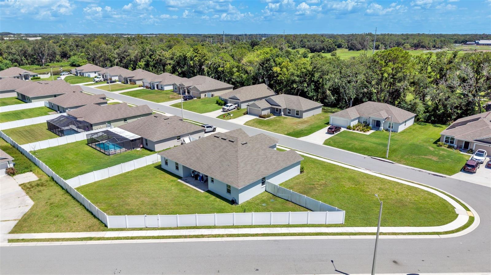 283 COVE AT EAGLE LAKE CIR, EAGLE LAKE, FL — photo 49