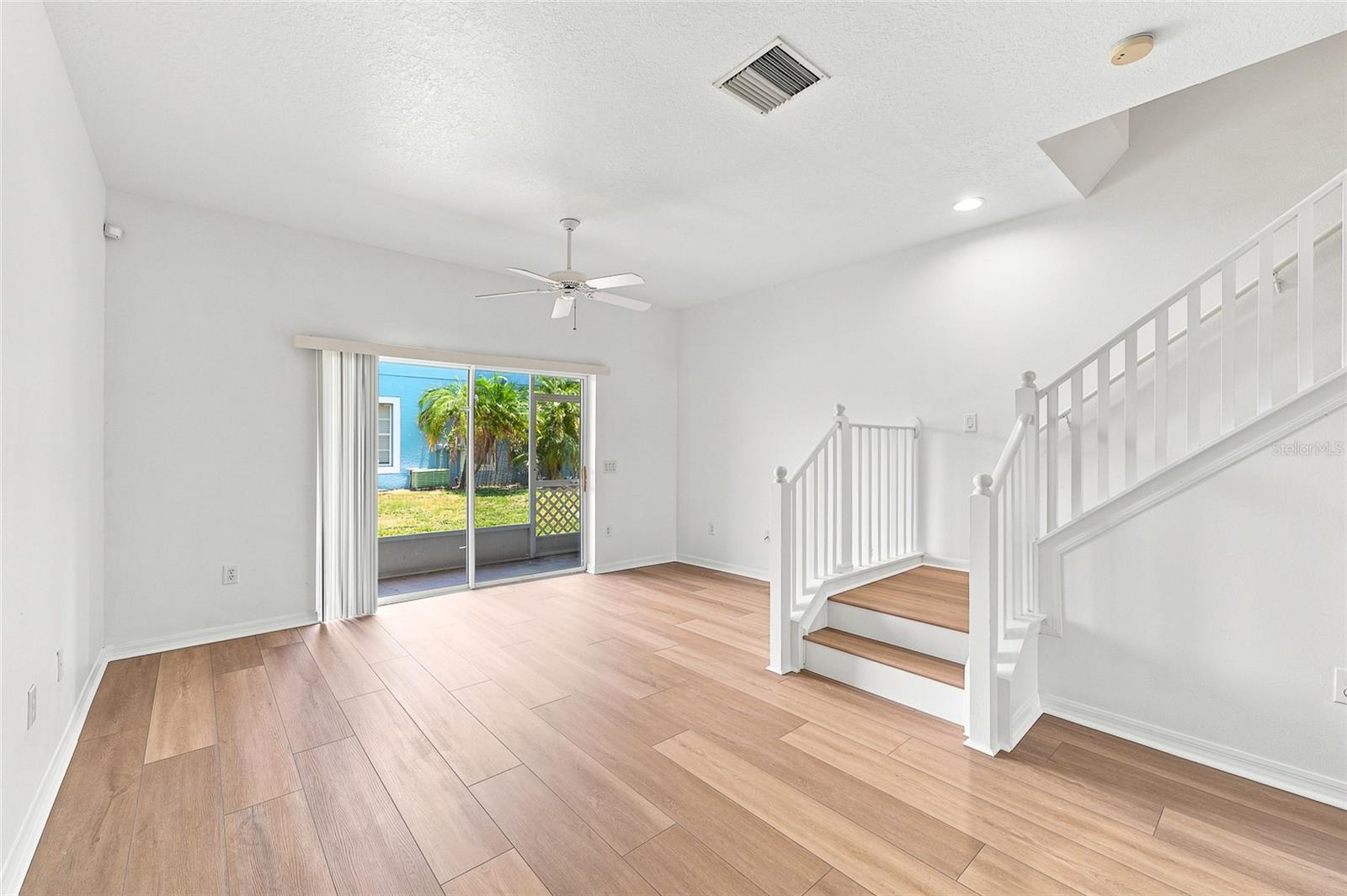 12907 KINGS CROSSING DR, GIBSONTON, FL — photo 16