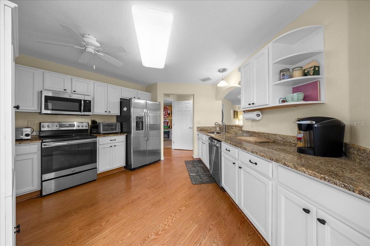 9082 SW 102ND CIR, OCALA, FL — photo 16