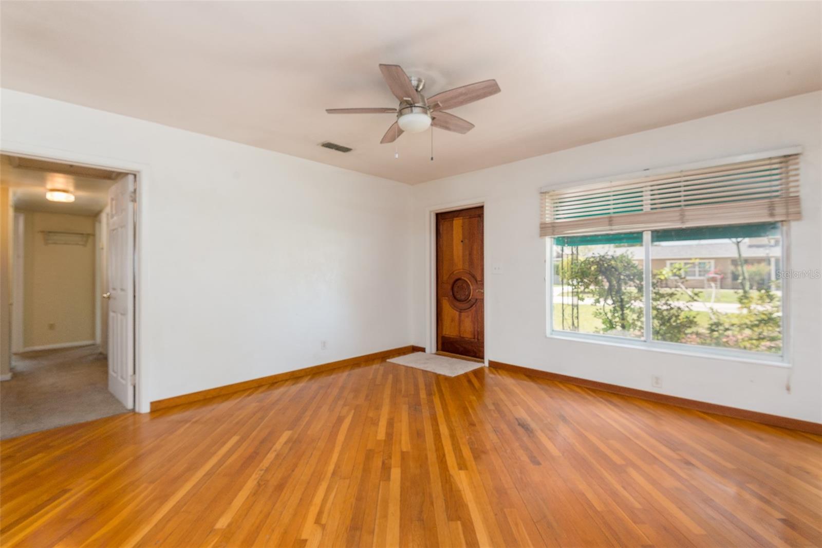 4425 W BAY VILLA AVE, TAMPA, FL — photo 3