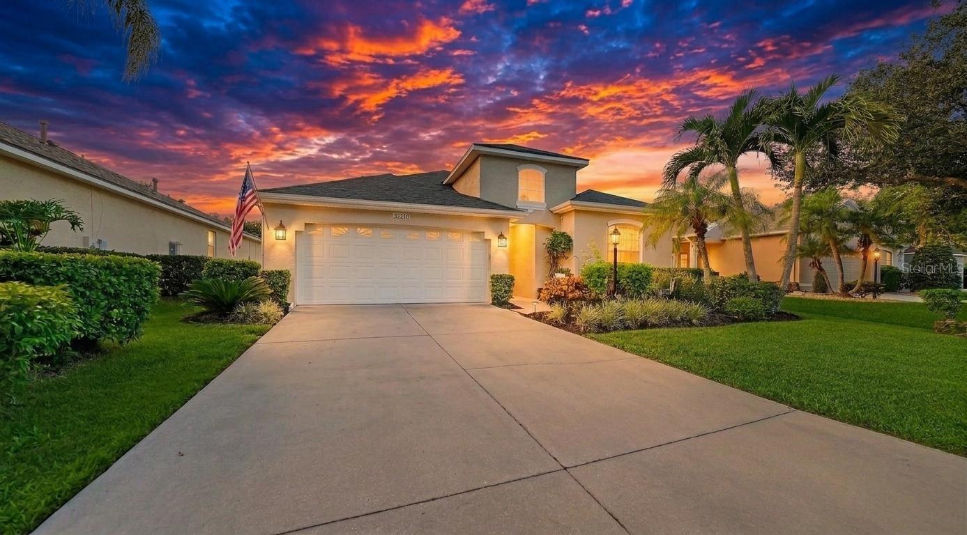 12630 ROCKROSE GLN, LAKEWOOD RANCH, FL — photo 2