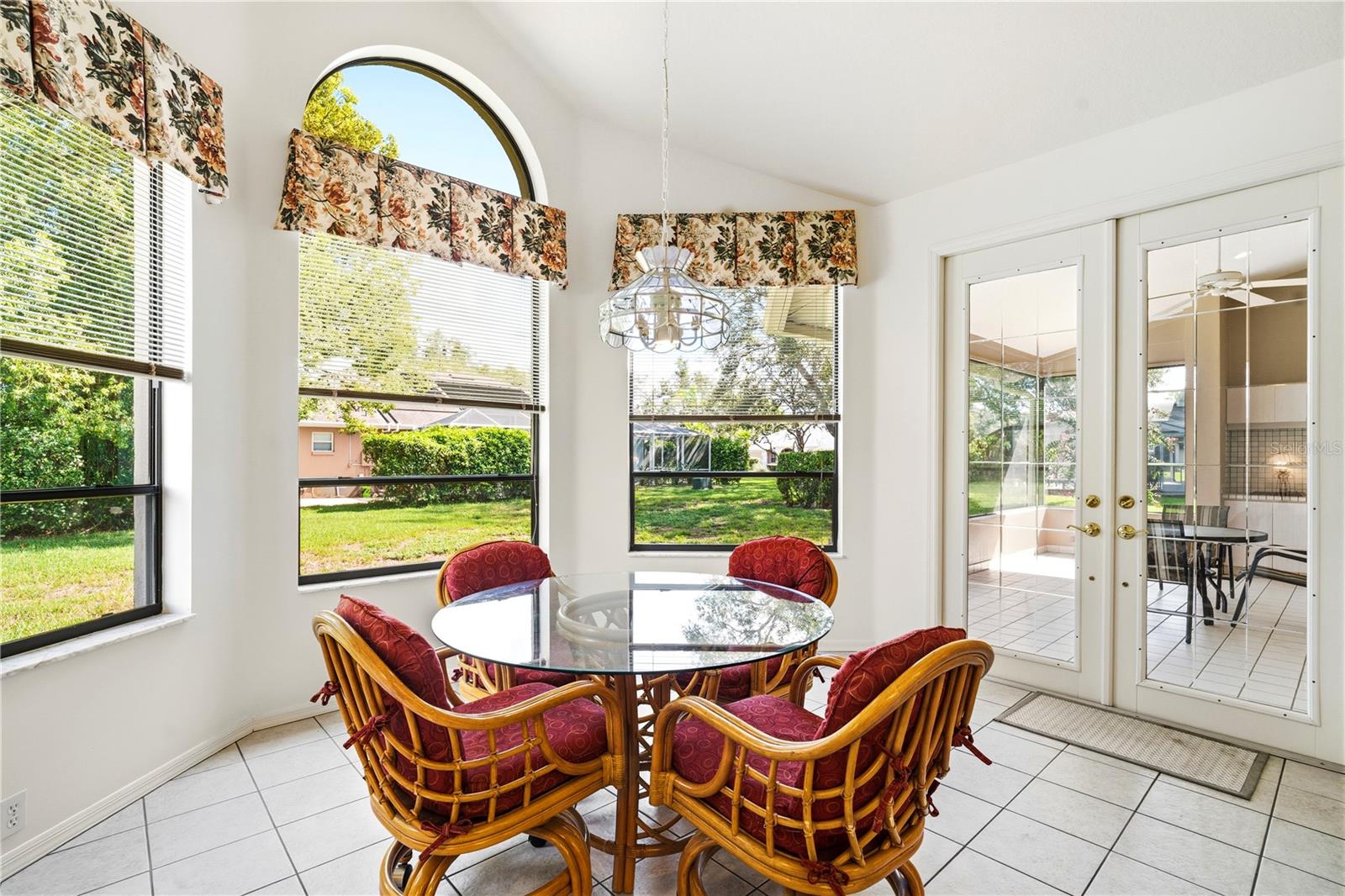 9415 ASHLEY DR, WEEKI WACHEE, FL — photo 43