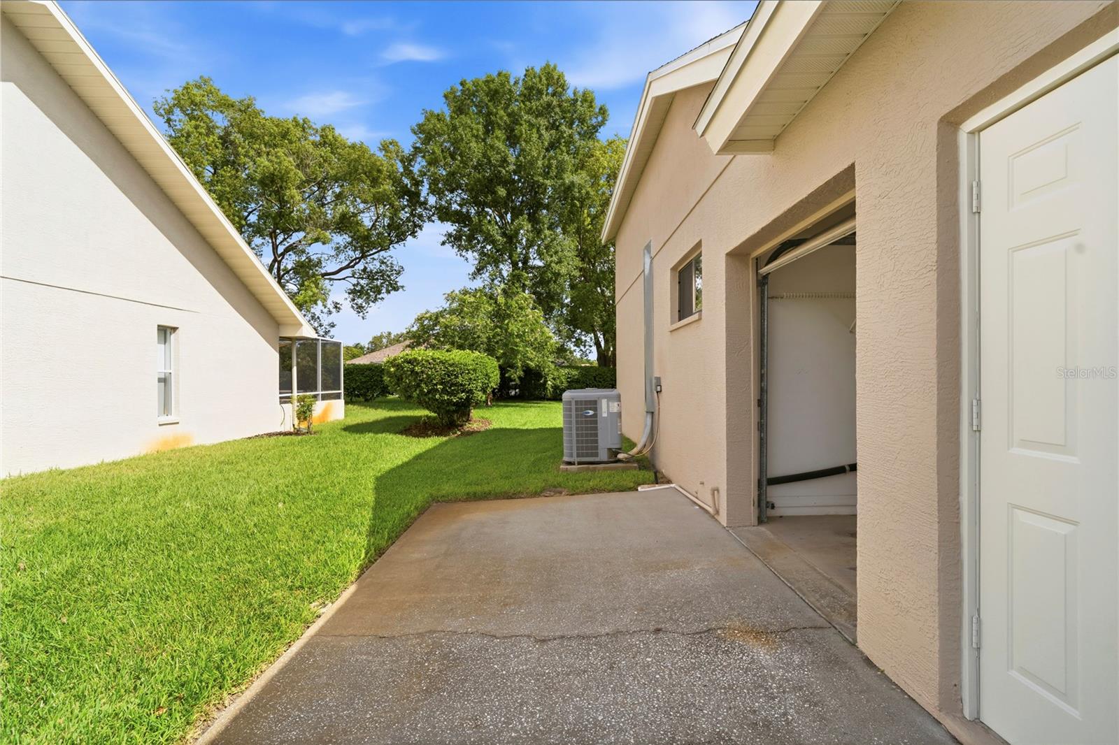 9415 ASHLEY DR, WEEKI WACHEE, FL — photo 49