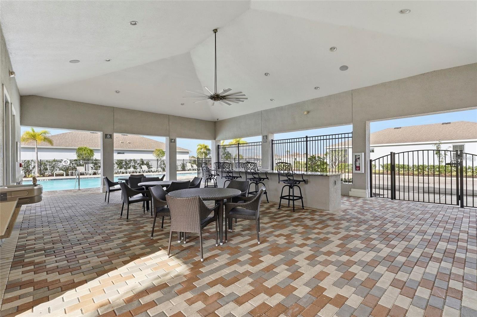 13922 WOODBRIDGE TER, BRADENTON, FL — photo 4