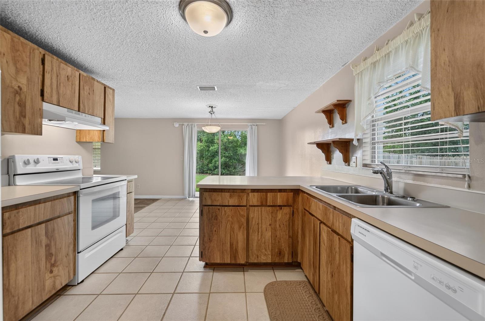 3414 KING GEORGE LN, SEFFNER, FL — photo 39