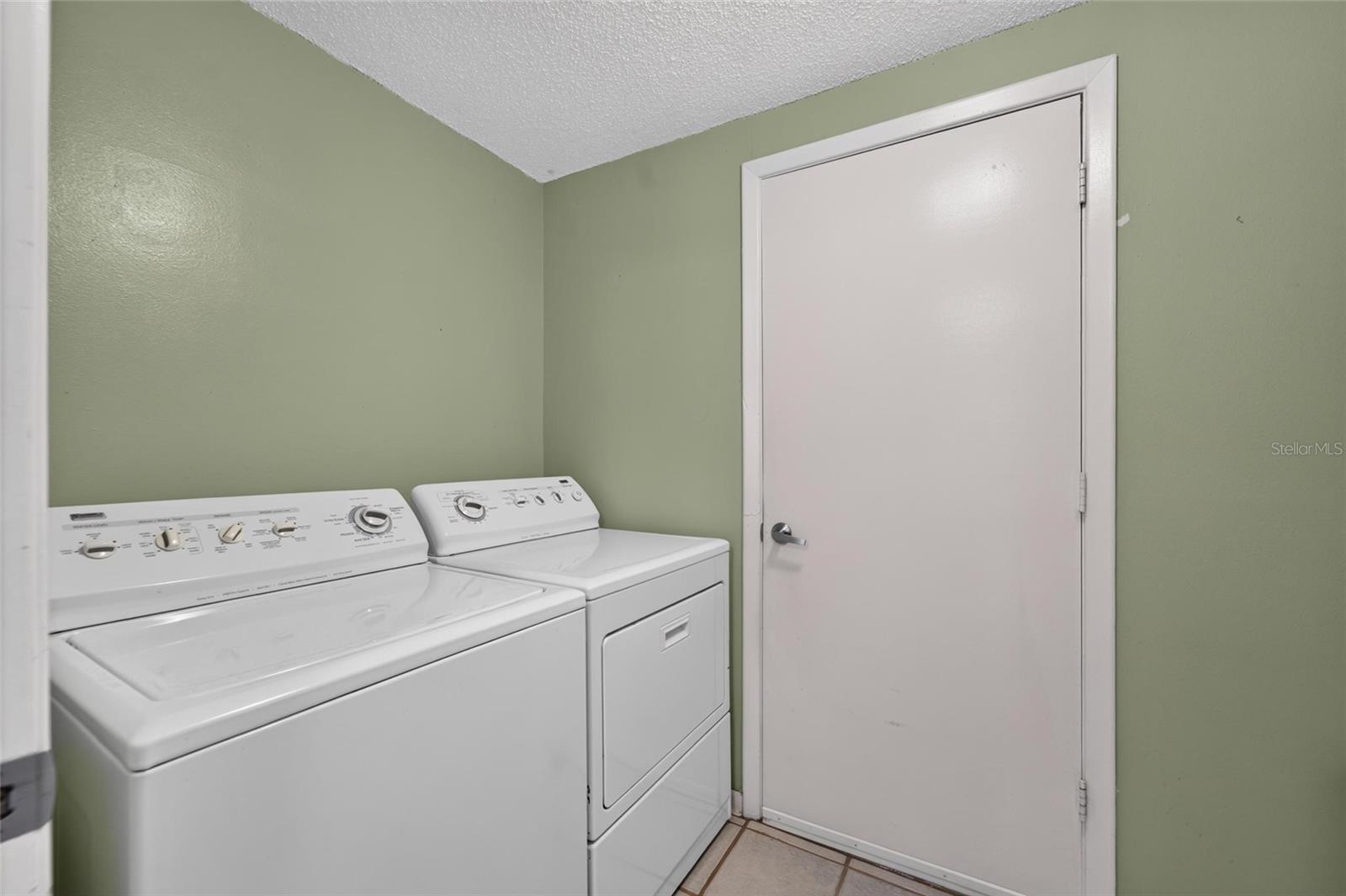 3414 KING GEORGE LN, SEFFNER, FL — photo 44