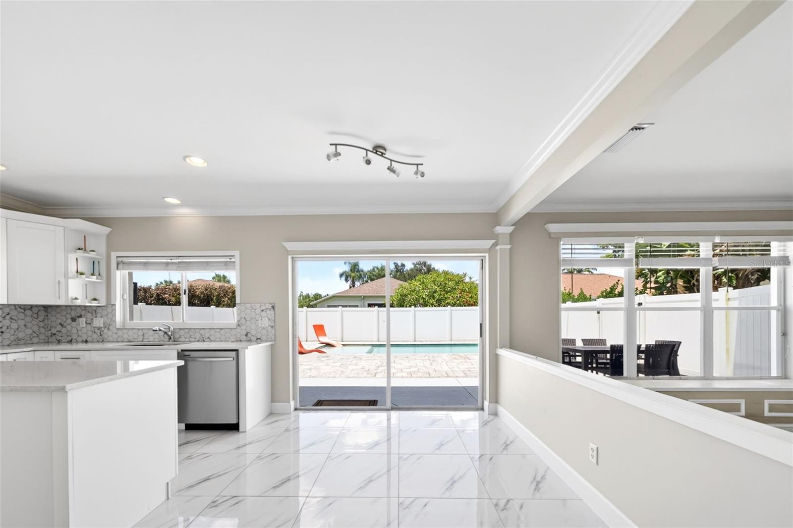 13225 HAMPTON PARK CT, FORT MYERS, FL — photo 7