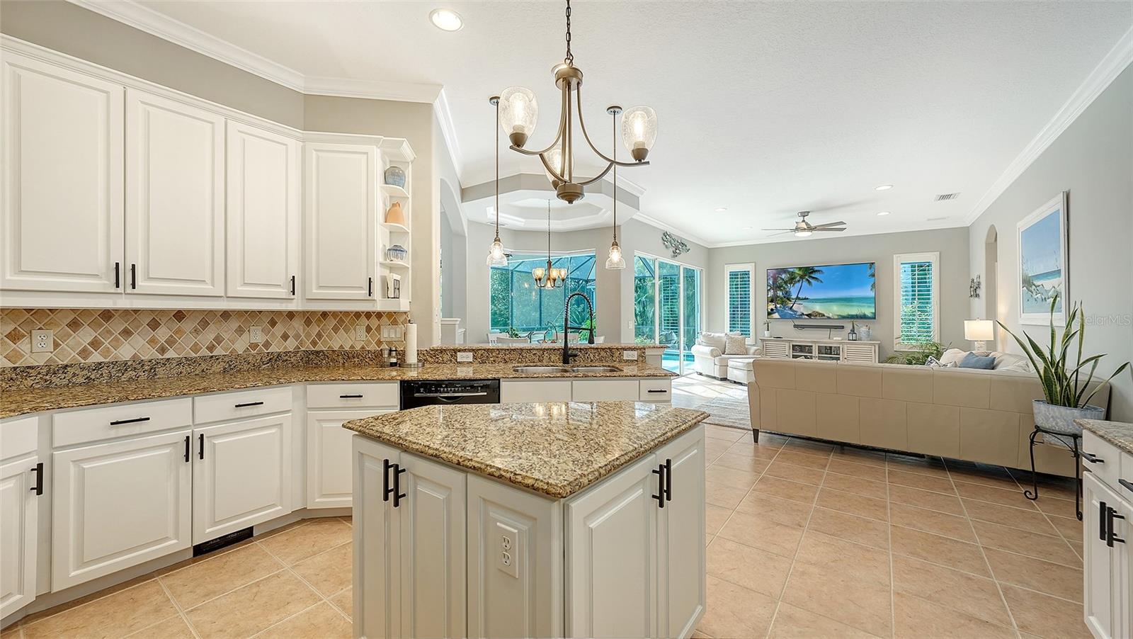 14908 BOWFIN TER, LAKEWOOD RANCH, FL — photo 29