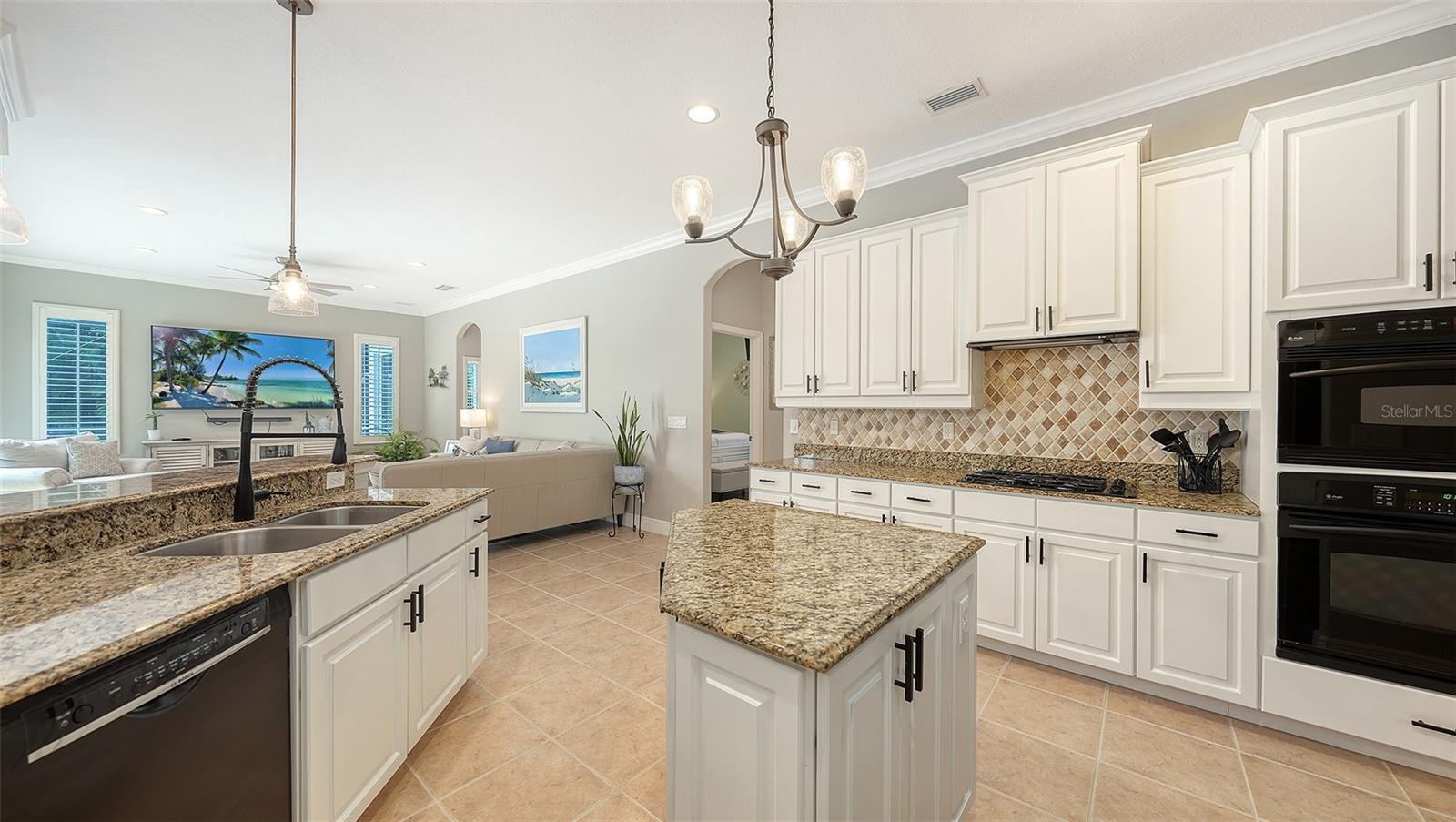 14908 BOWFIN TER, LAKEWOOD RANCH, FL — photo 31