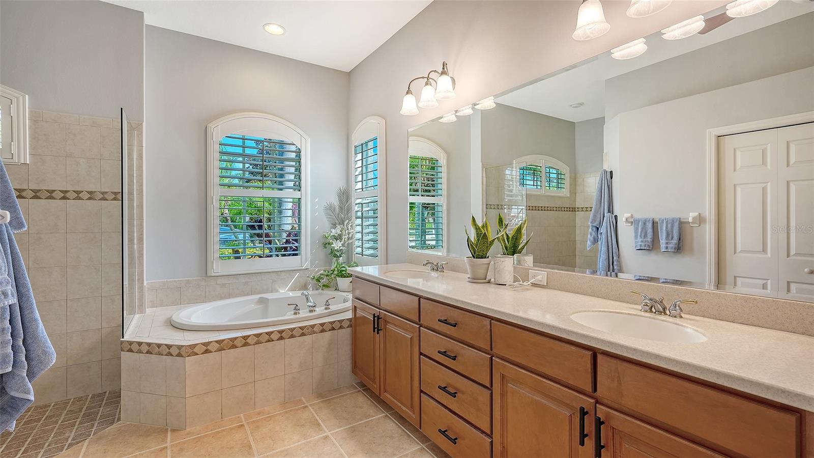 14908 BOWFIN TER, LAKEWOOD RANCH, FL — photo 36