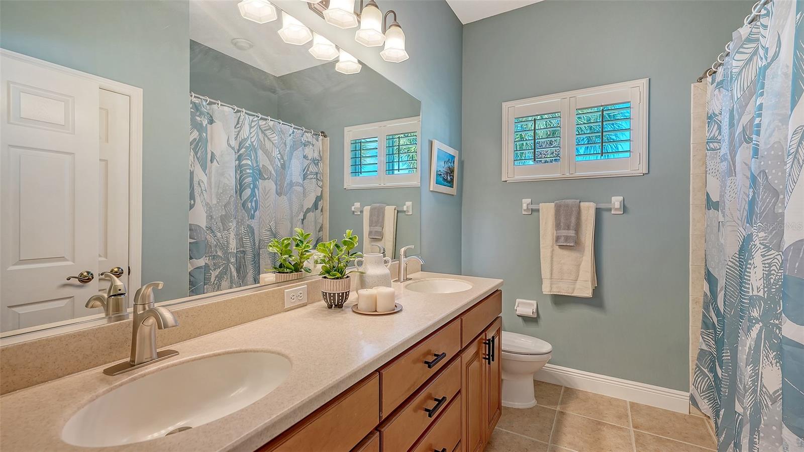 14908 BOWFIN TER, LAKEWOOD RANCH, FL — photo 41