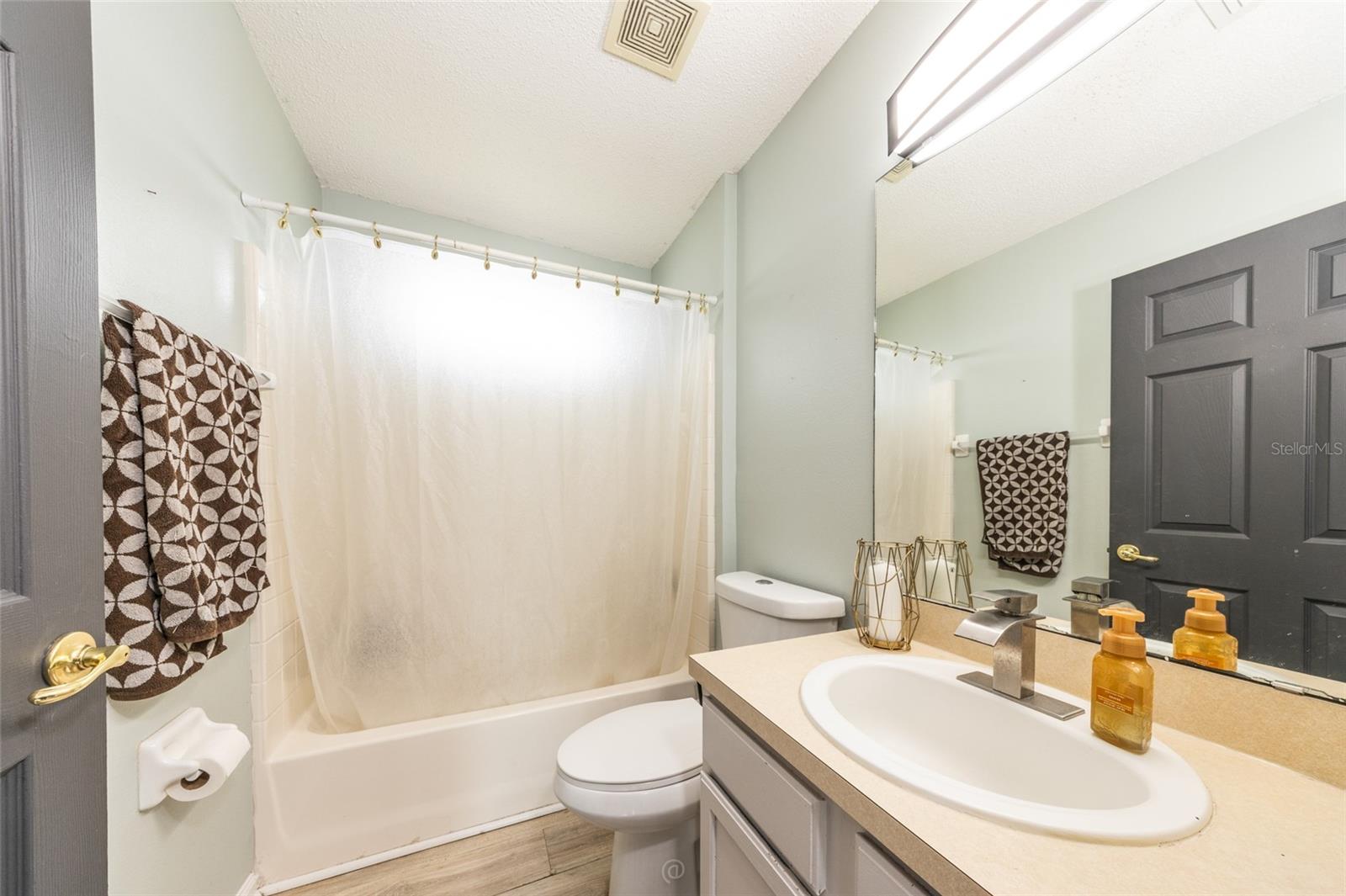 25 ROCKINGHAM LN, PALM COAST, FL — photo 16