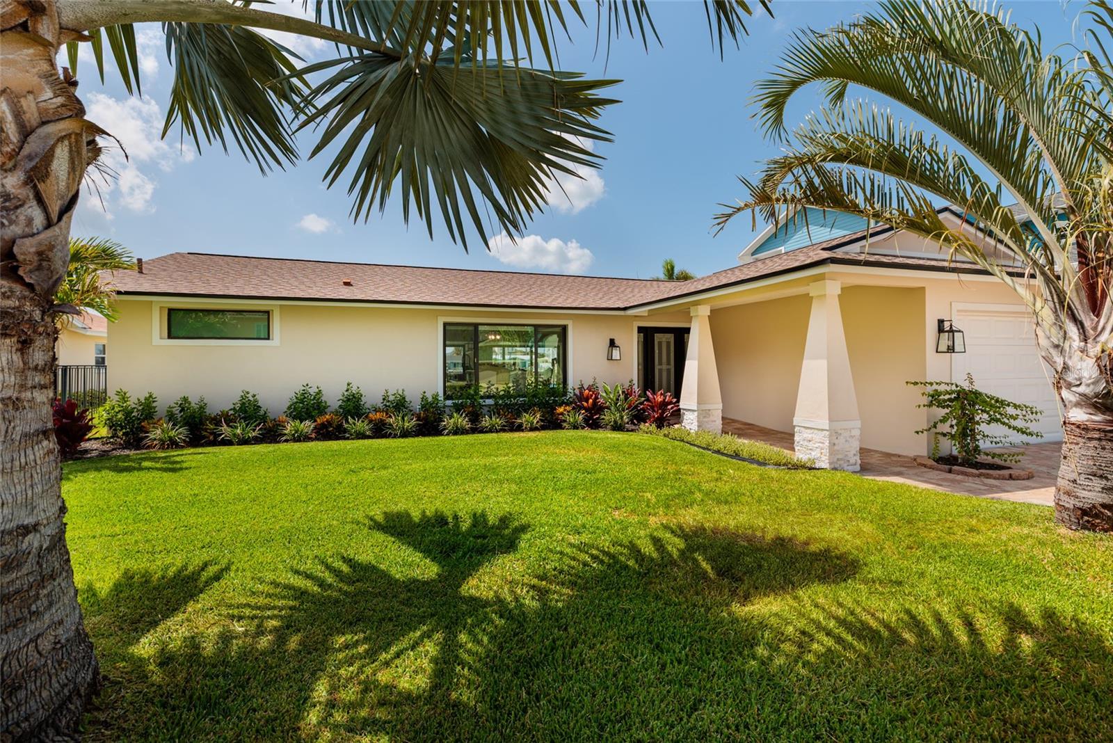 825 116TH AVE, TREASURE ISLAND, FL — photo 4