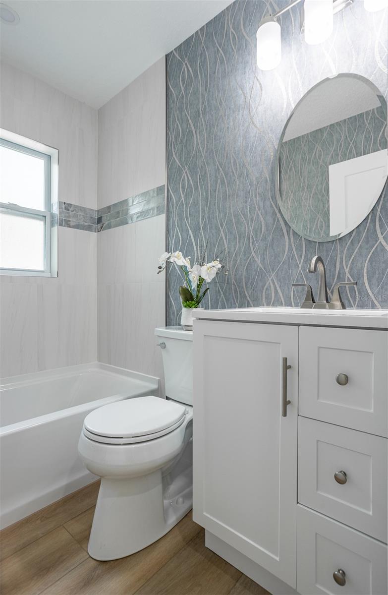 3332 70TH LN N, ST PETERSBURG, FL — photo 9