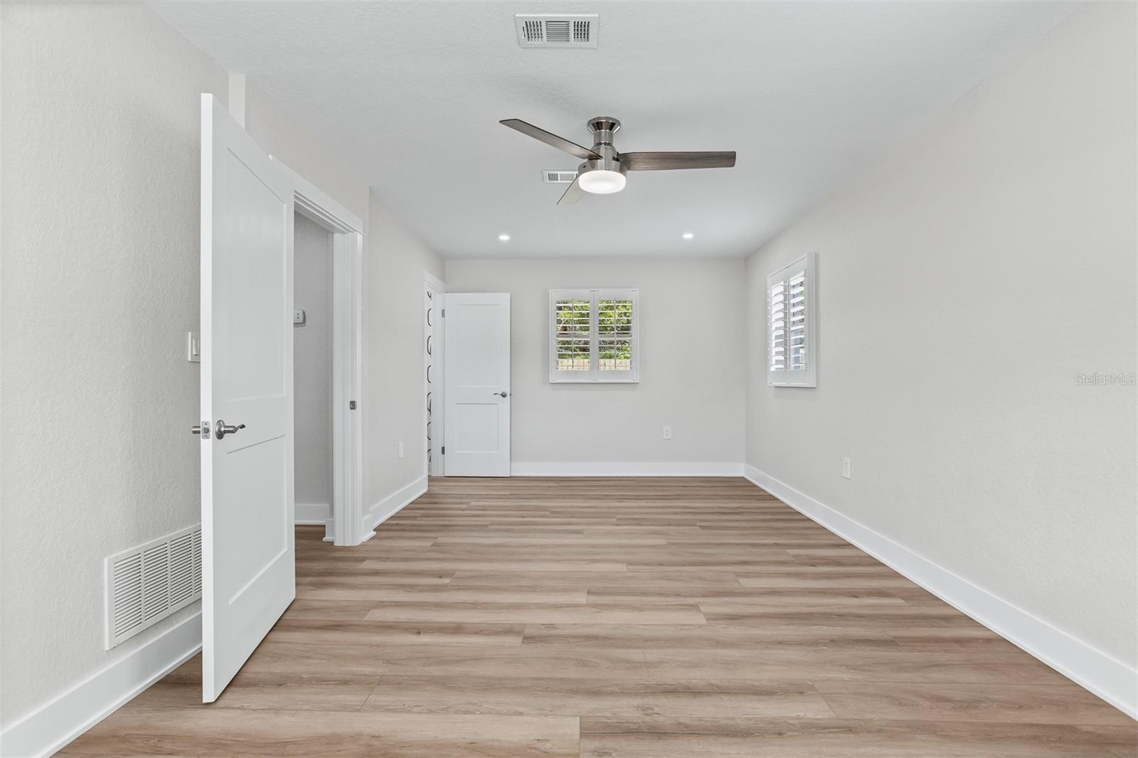 3332 70TH LN N, ST PETERSBURG, FL — photo 26