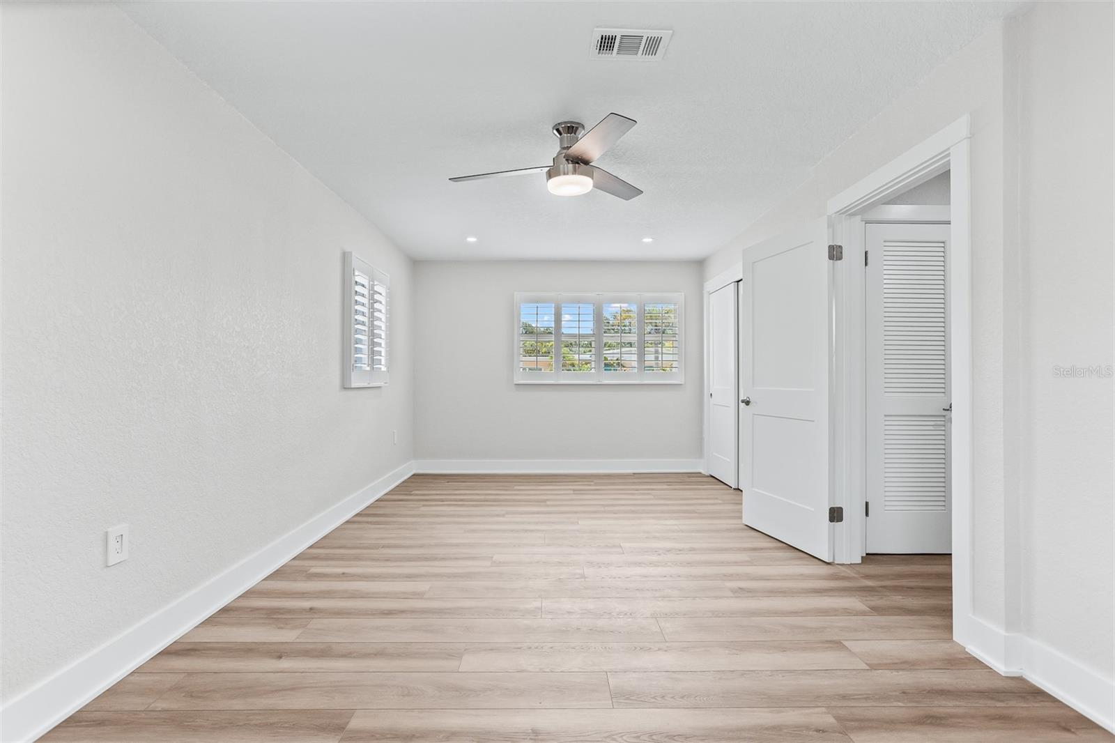 3332 70TH LN N, ST PETERSBURG, FL — photo 27