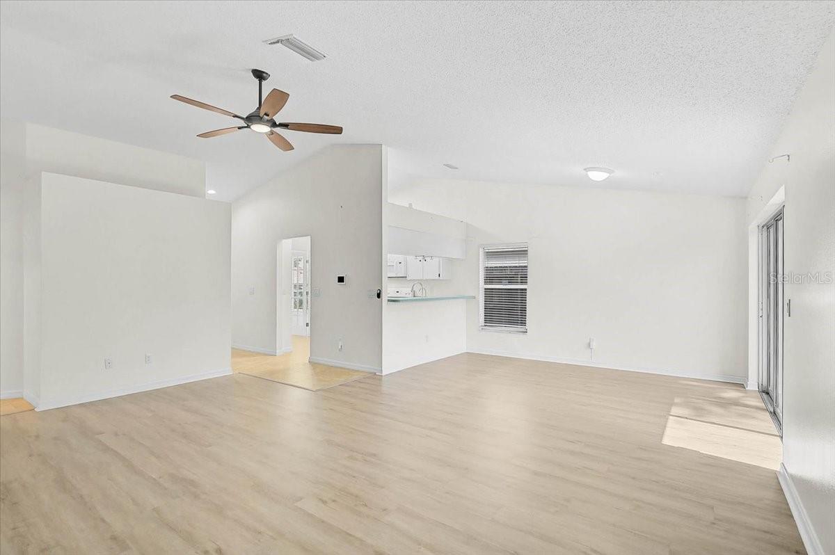 13616 LARAWAY DR, RIVERVIEW, FL — photo 10