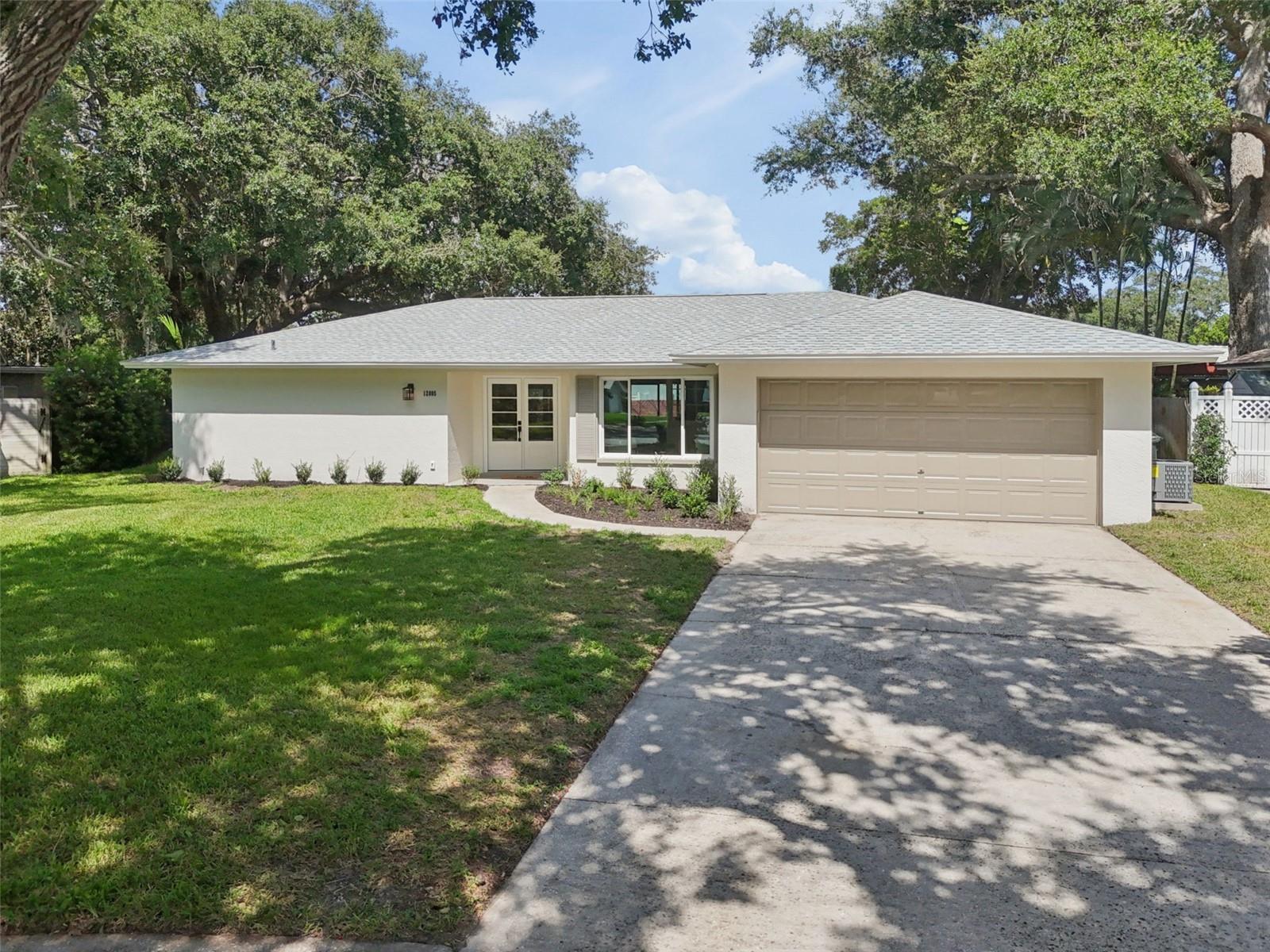 12805 KIMBERLY OAKS CIR, LARGO, FL