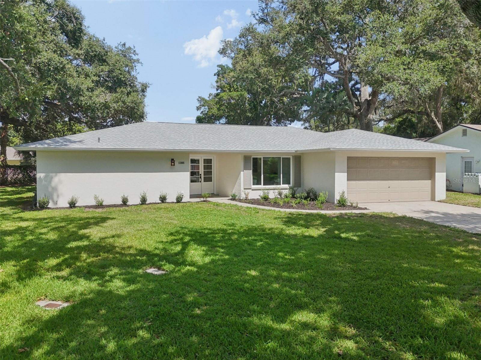 12805 KIMBERLY OAKS CIR, LARGO, FL — photo 42