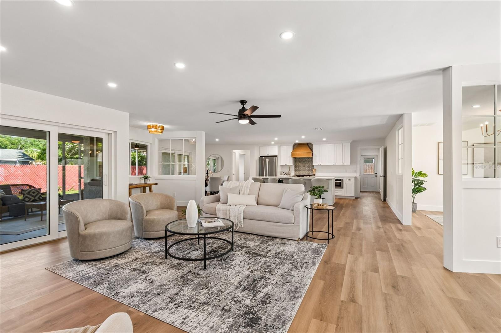 12805 KIMBERLY OAKS CIR, LARGO, FL — photo 9