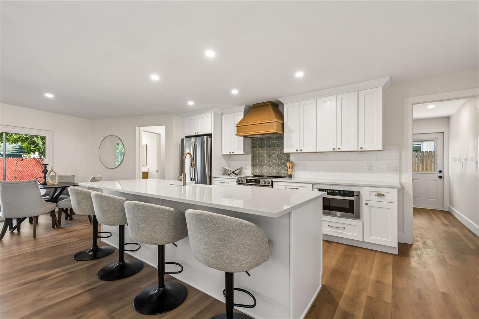 12805 KIMBERLY OAKS CIR, LARGO, FL — photo 11