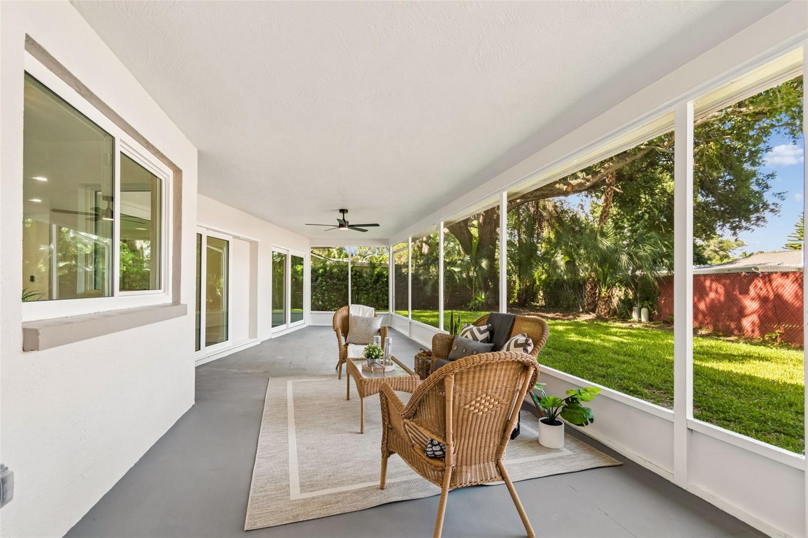 12805 KIMBERLY OAKS CIR, LARGO, FL — photo 36