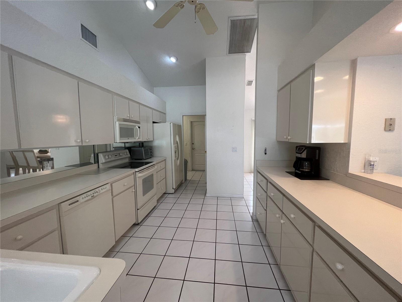 2300 MAURITANIA RD, PUNTA GORDA, FL — photo 9