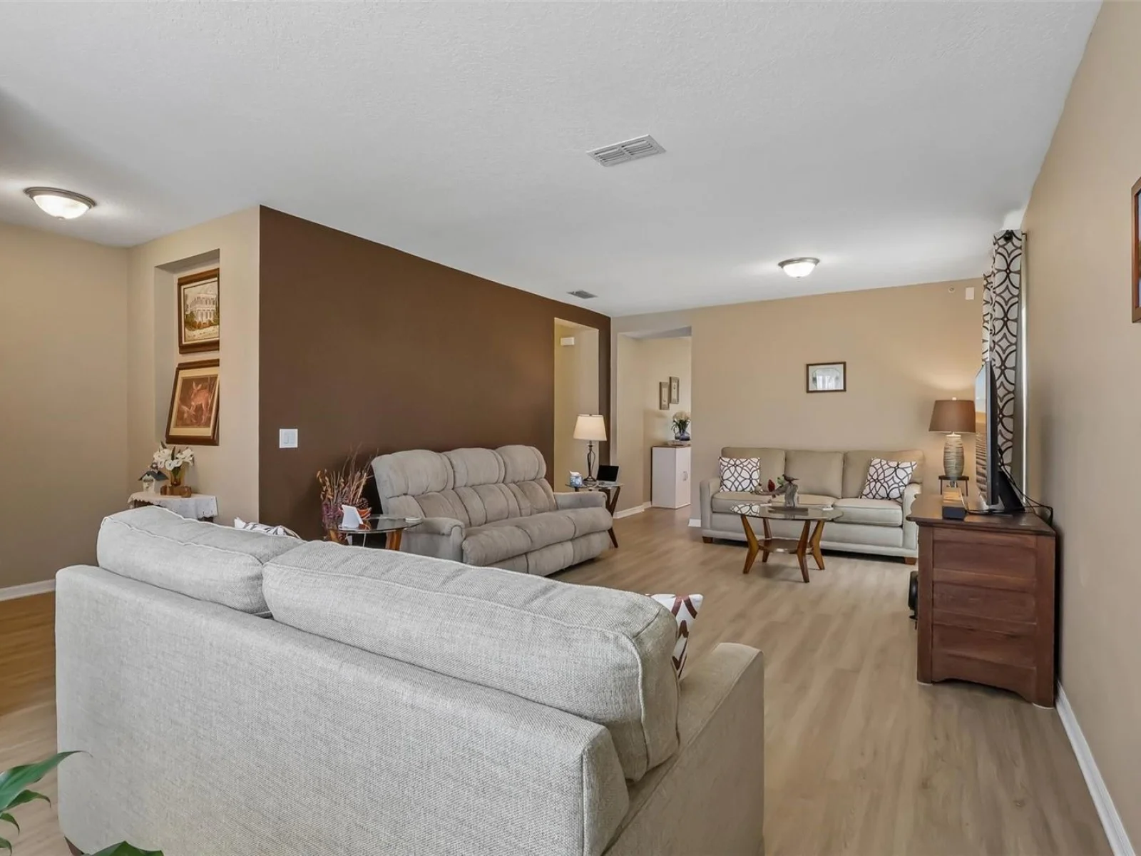 34046 ALAMEDA DR, SORRENTO, FL — photo 4