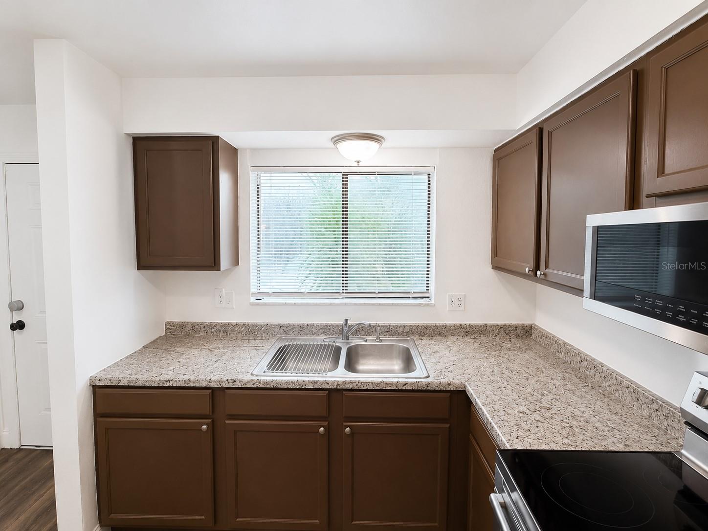 202 EDEN LN #B, KISSIMMEE, FL — photo 3