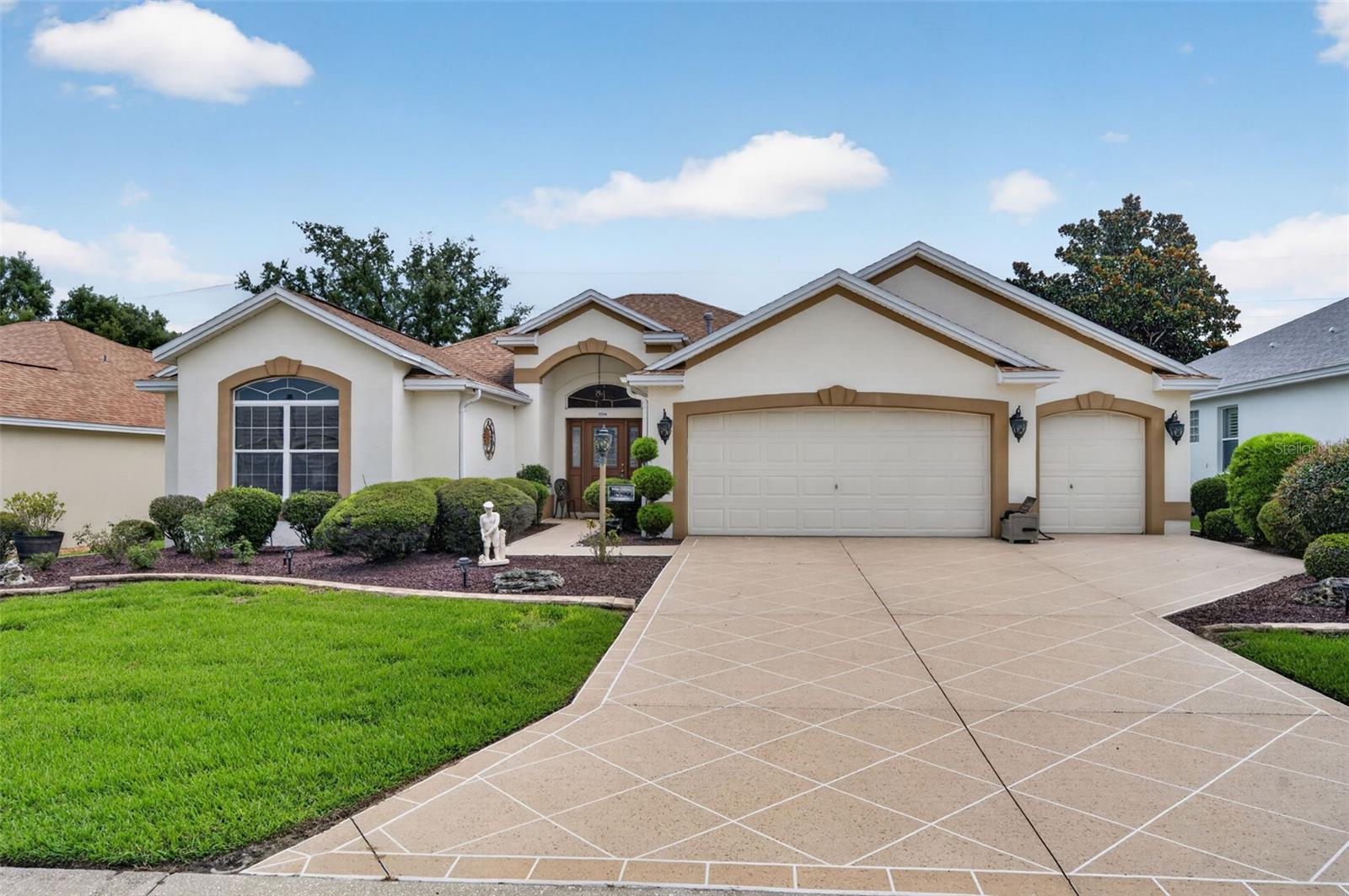 17246 SE 85TH WILLOWICK CIR, THE VILLAGES, FL — photo 3
