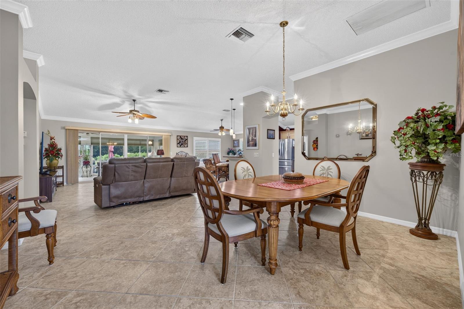 17246 SE 85TH WILLOWICK CIR, THE VILLAGES, FL — photo 7