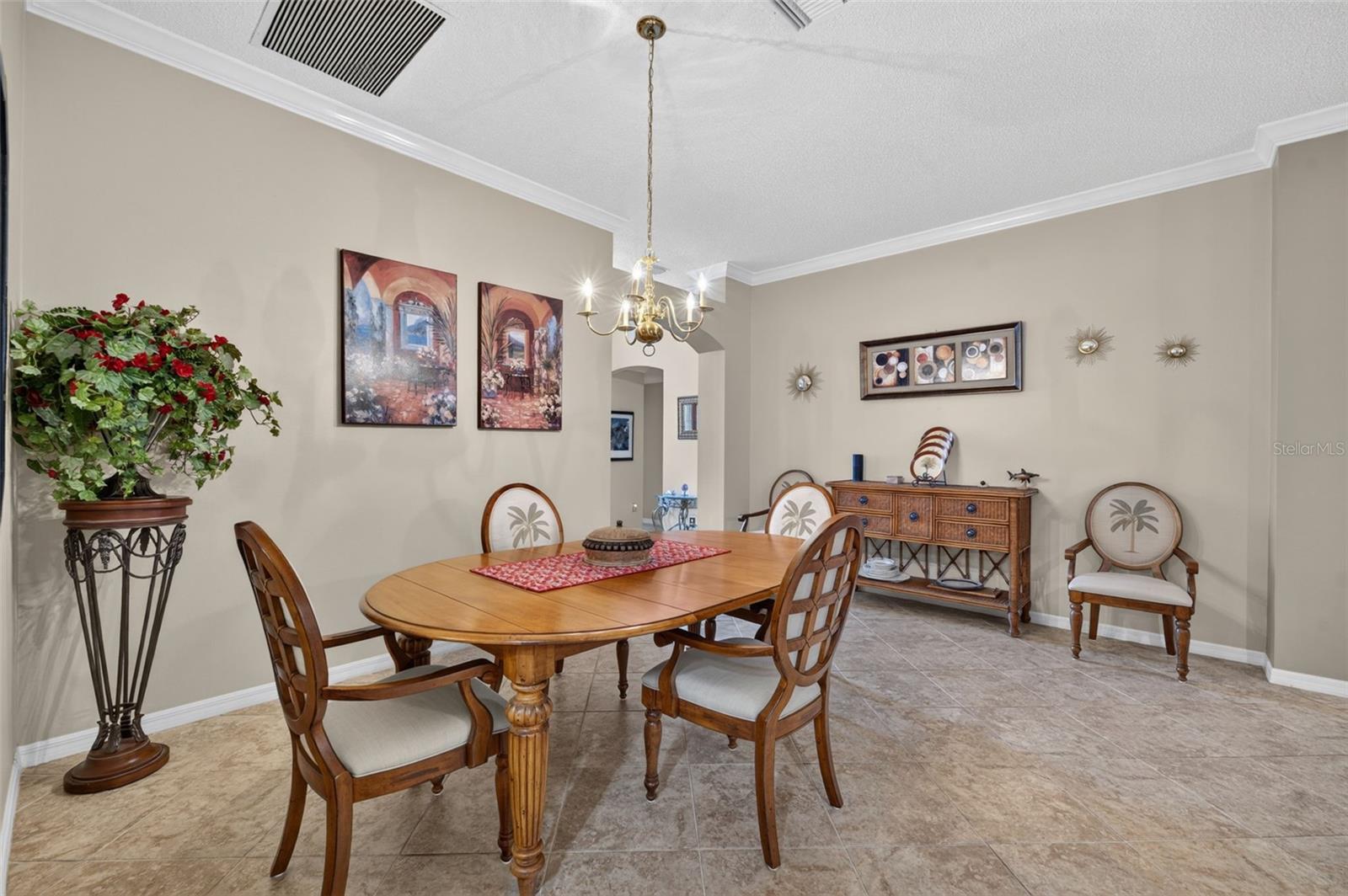 17246 SE 85TH WILLOWICK CIR, THE VILLAGES, FL — photo 9
