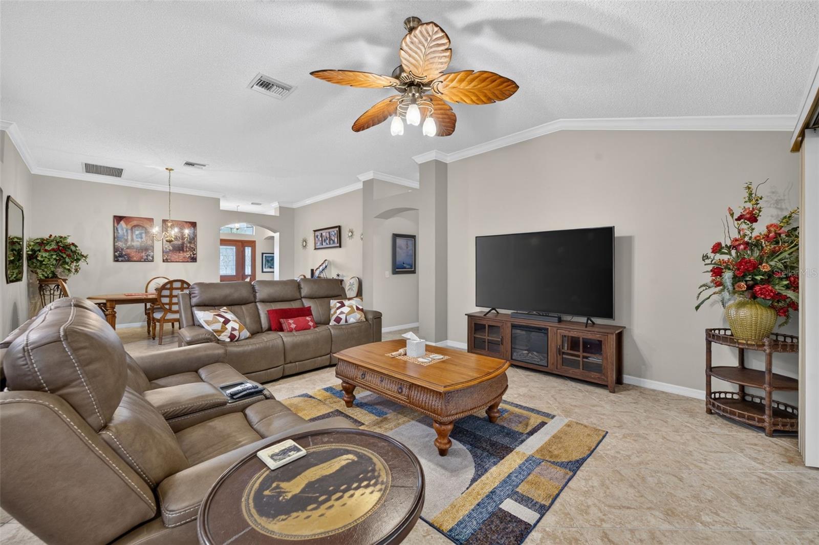 17246 SE 85TH WILLOWICK CIR, THE VILLAGES, FL — photo 12