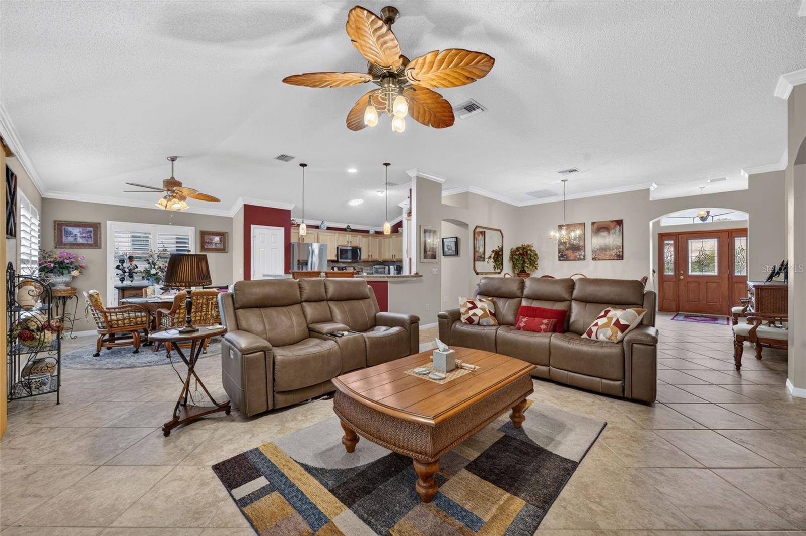 17246 SE 85TH WILLOWICK CIR, THE VILLAGES, FL — photo 13