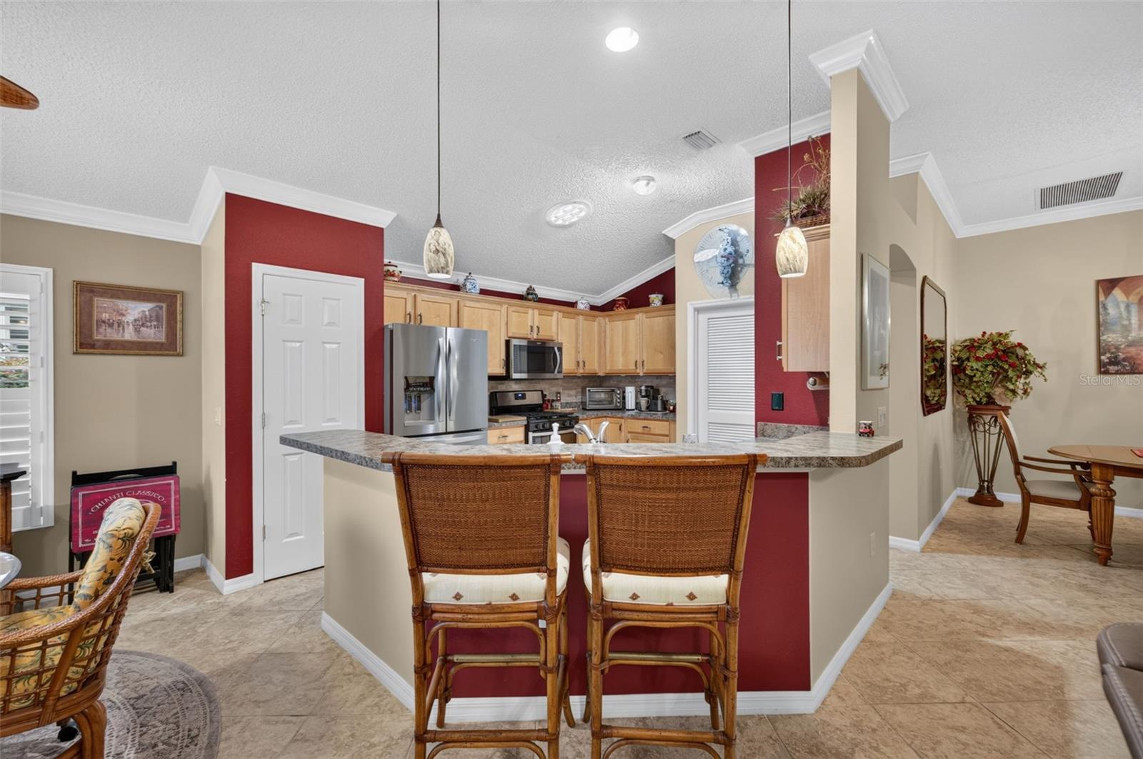17246 SE 85TH WILLOWICK CIR, THE VILLAGES, FL — photo 14