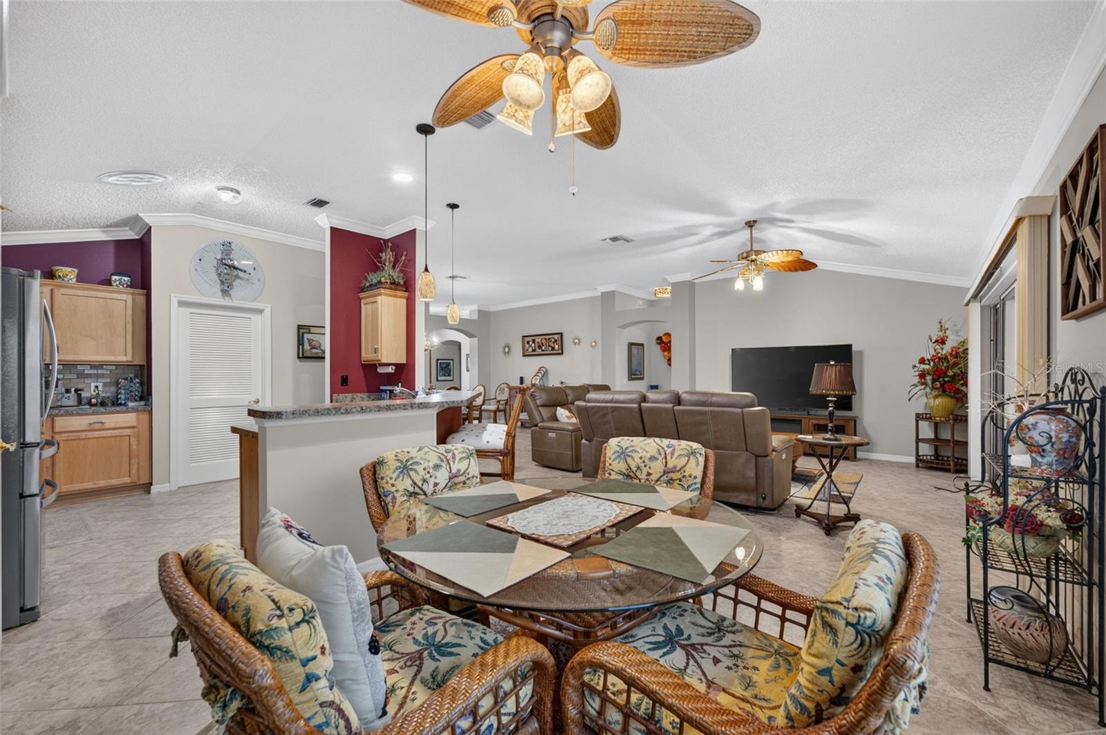 17246 SE 85TH WILLOWICK CIR, THE VILLAGES, FL — photo 17