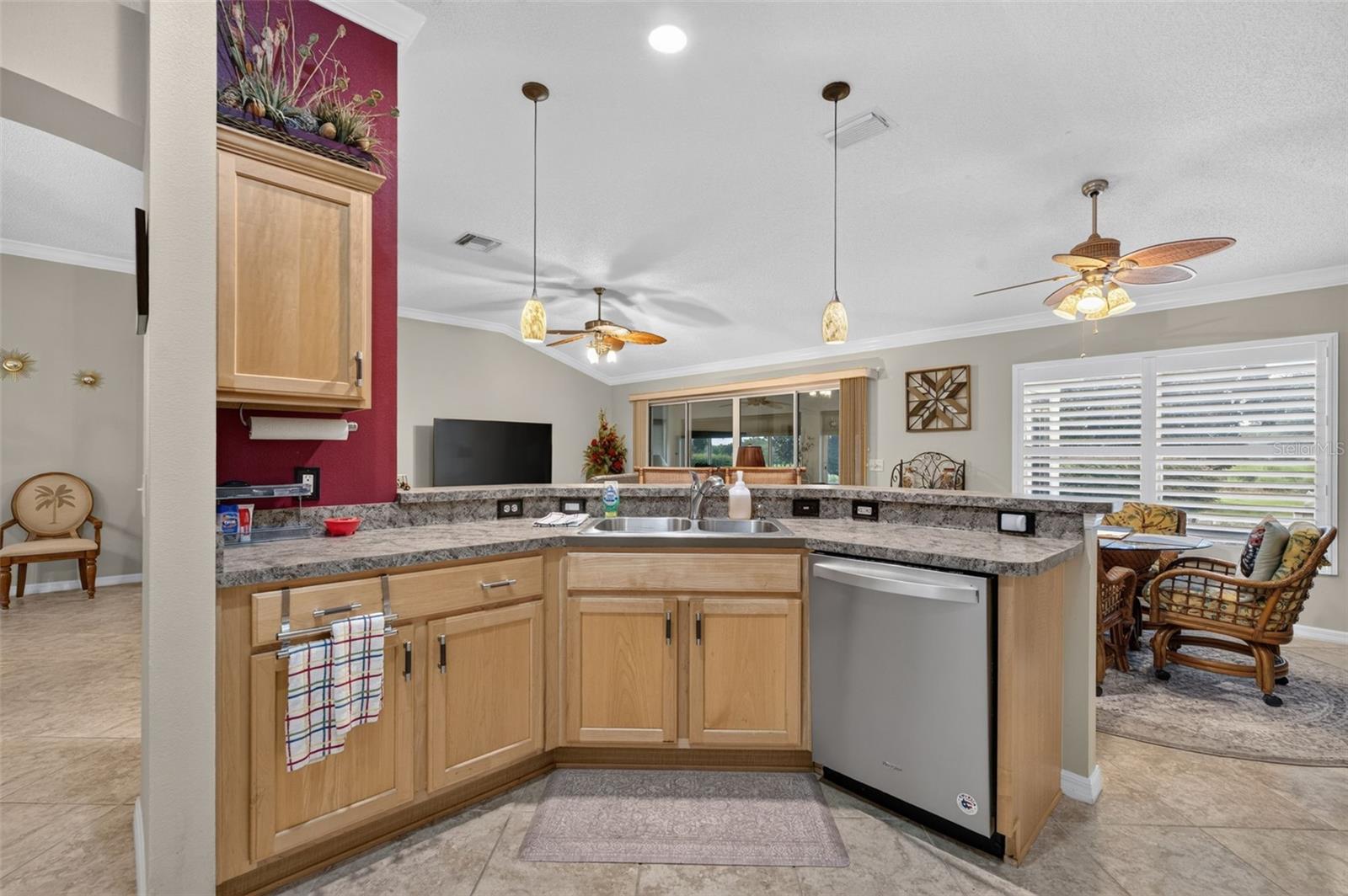 17246 SE 85TH WILLOWICK CIR, THE VILLAGES, FL — photo 20
