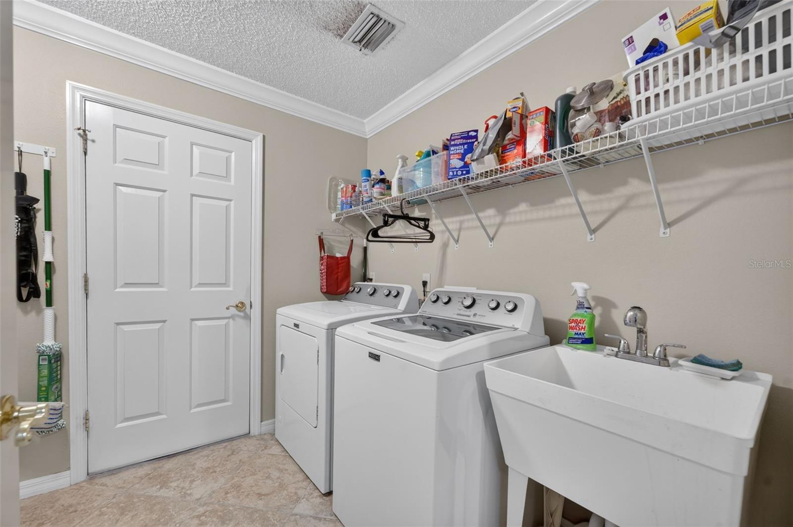 17246 SE 85TH WILLOWICK CIR, THE VILLAGES, FL — photo 34