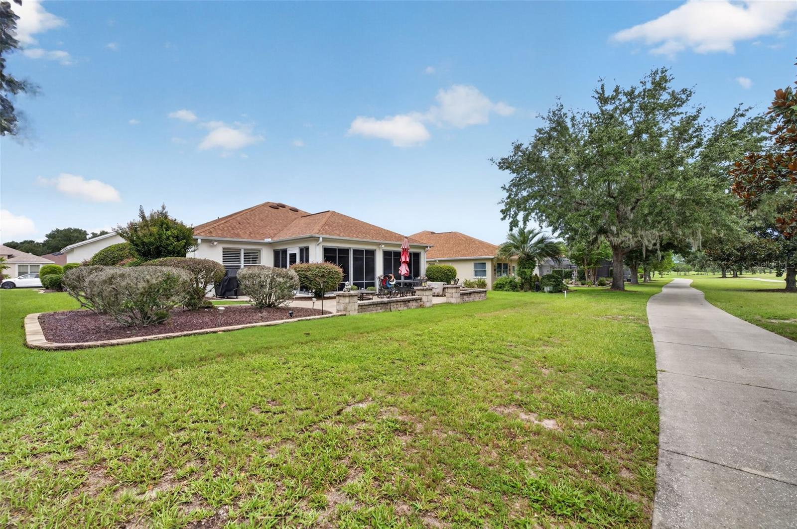 17246 SE 85TH WILLOWICK CIR, THE VILLAGES, FL — photo 40
