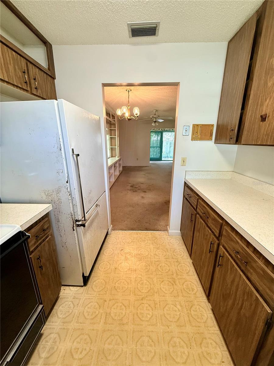 155 N HILL AVE #80, DELAND, FL — photo 8