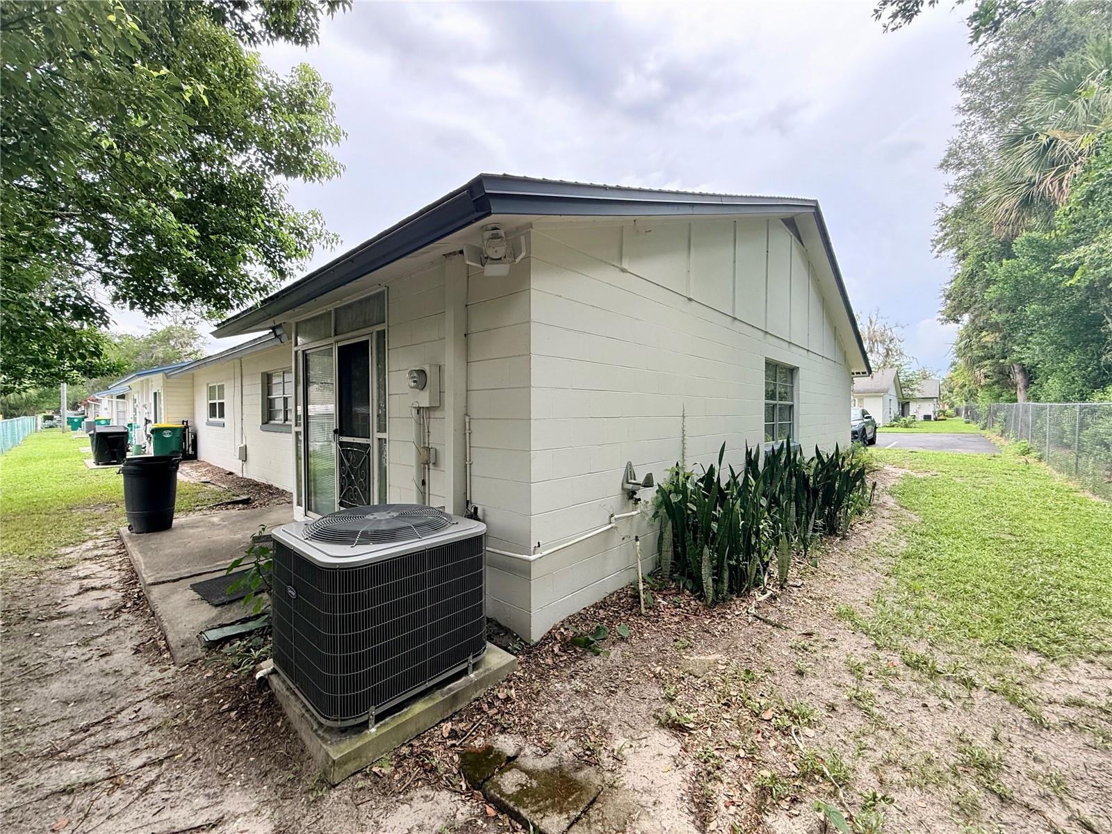 155 N HILL AVE #80, DELAND, FL — photo 25