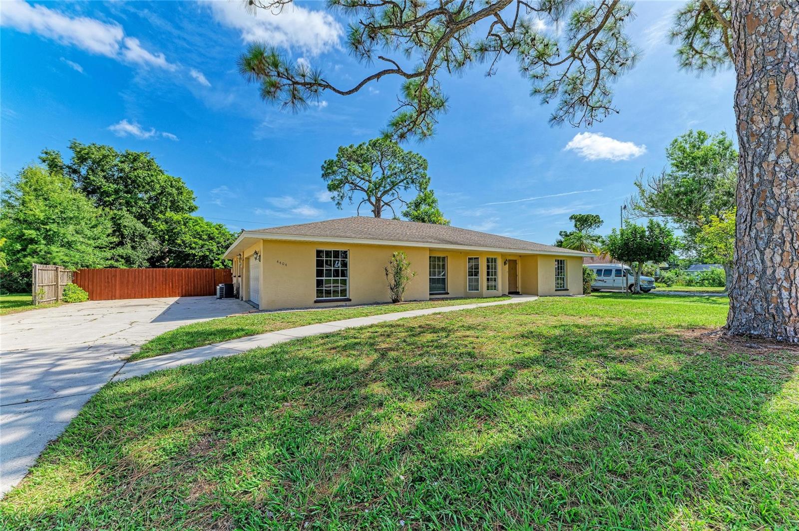 4404 18TH AVE W, BRADENTON, FL — photo 58