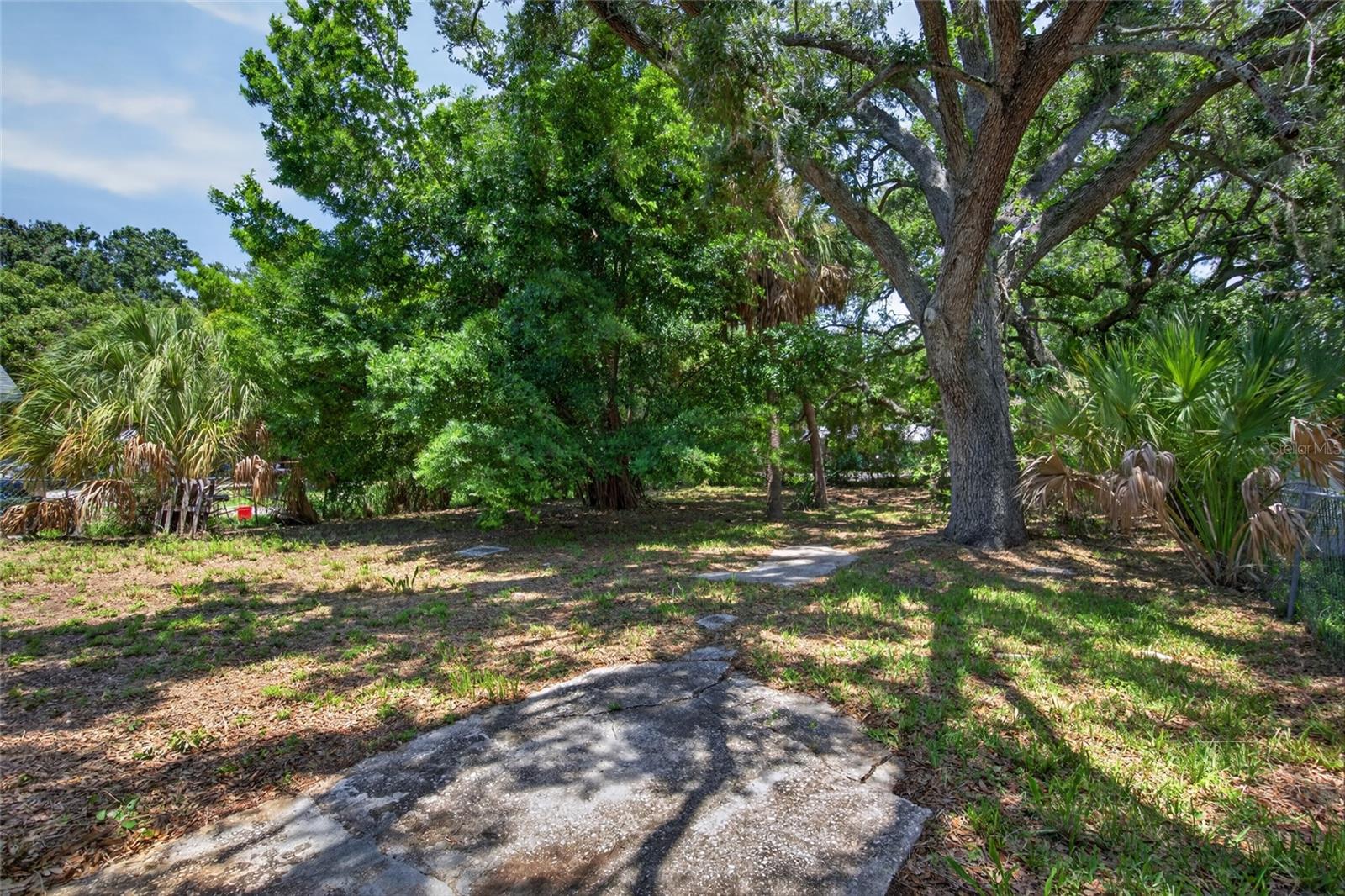 411 12TH AVE E, BRADENTON, FL — photo 25