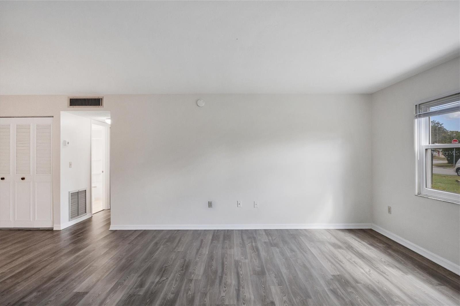 5800 HOLLYWOOD BLVD #312, SARASOTA, FL — photo 4