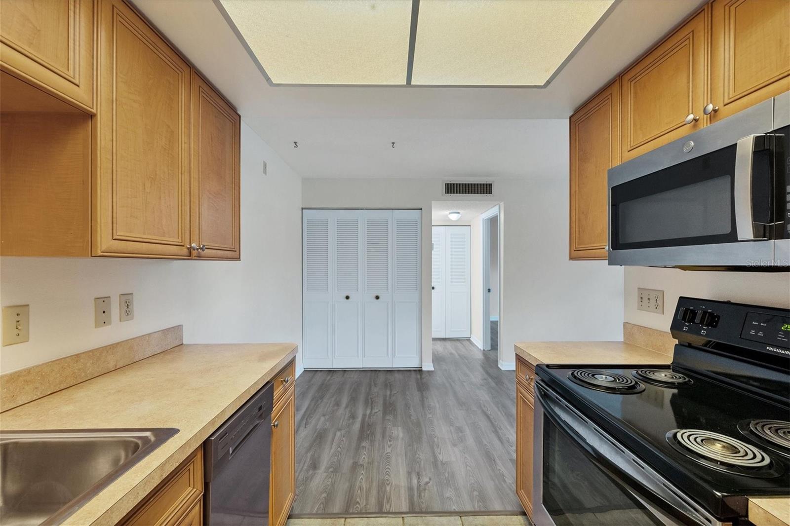 5800 HOLLYWOOD BLVD #312, SARASOTA, FL — photo 14