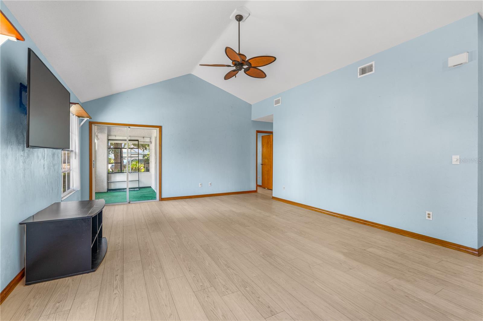 104 SHOAL CREEK CIR, DAYTONA BEACH, FL — photo 9