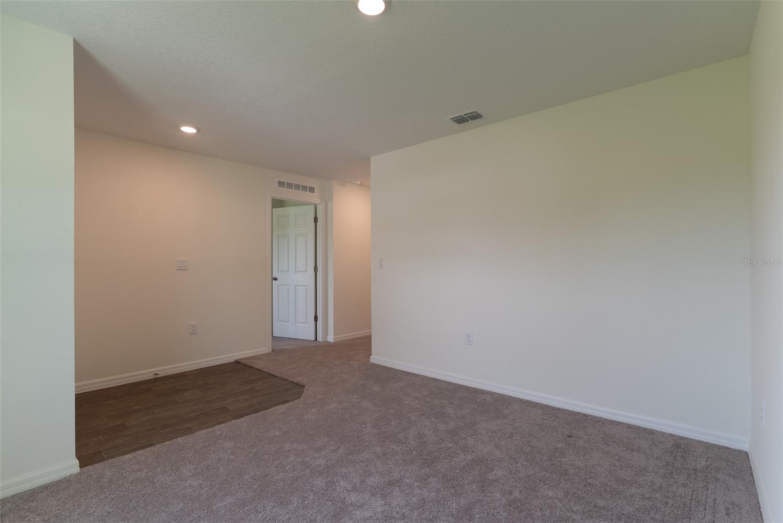 17294 SW 39TH CIR, OCALA, FL — photo 8